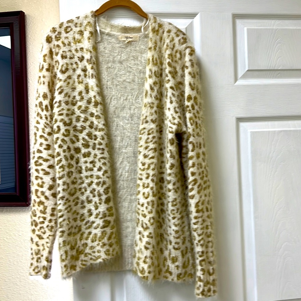 Peyton Promise eyelash cardigan